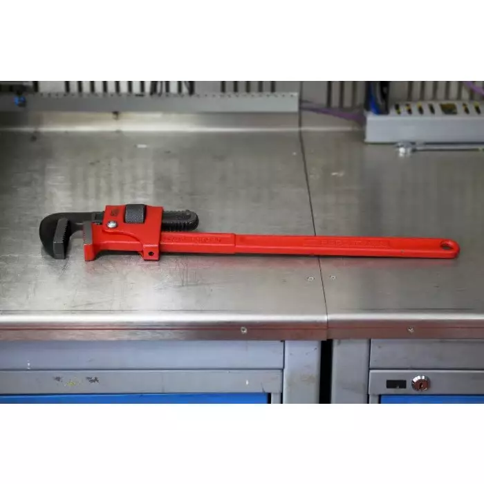 Shop facom-pipe-wrench-6000-mm-overall-76mm-jaw-capacity-metal-handle-131a24sls Facom Pipe Wrench, 600.0 mm Overall, 76mm Jaw Capacity, Metal Handle, 131A.24SLS