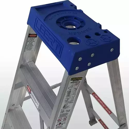 Buy liberti-1400-step-ladder-3-step-3-ft-size-aluminium-silver-1403 Liberti 1400 Step Ladder 3 Step 3 ft Size Aluminium Silver, 1403