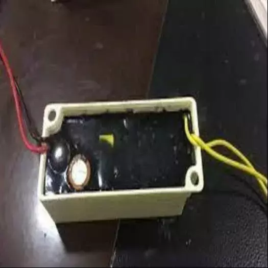 EPOMAX Epoxy Gelcoat 6 Kg Packaging Size Grey High Gloss Epoxy Based Liquid Form for Pcb Potting, EGC109AB6K