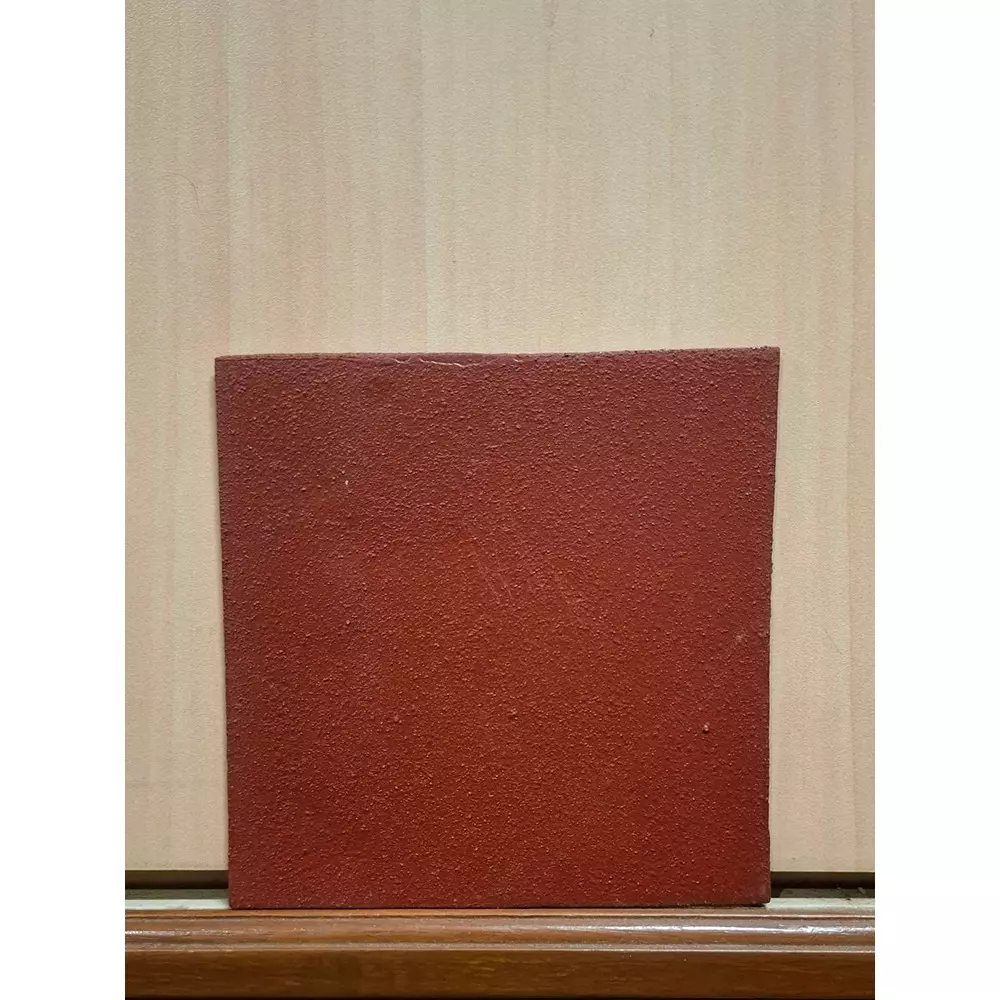 IQSolv UC-555 Rustproof Chemical with VOC Free 5 Kg Bucket Liquid Red for Interior & Exterior