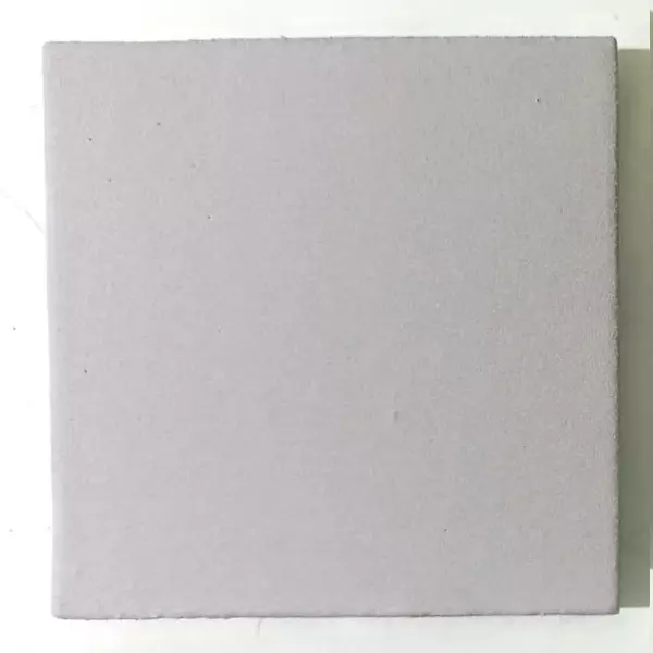 IQSolv UC-555 Rustproof Chemical with VOC Free 1 Kg Bucket Liquid Silver for Interior & Exterior