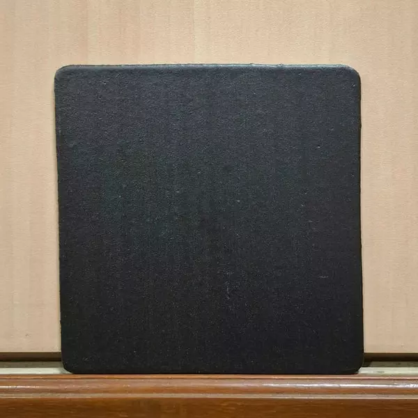 IQSolv UC-555 Rustproof Chemical with VOC Free 1 Kg Bucket Liquid Black for Interior & Exterior