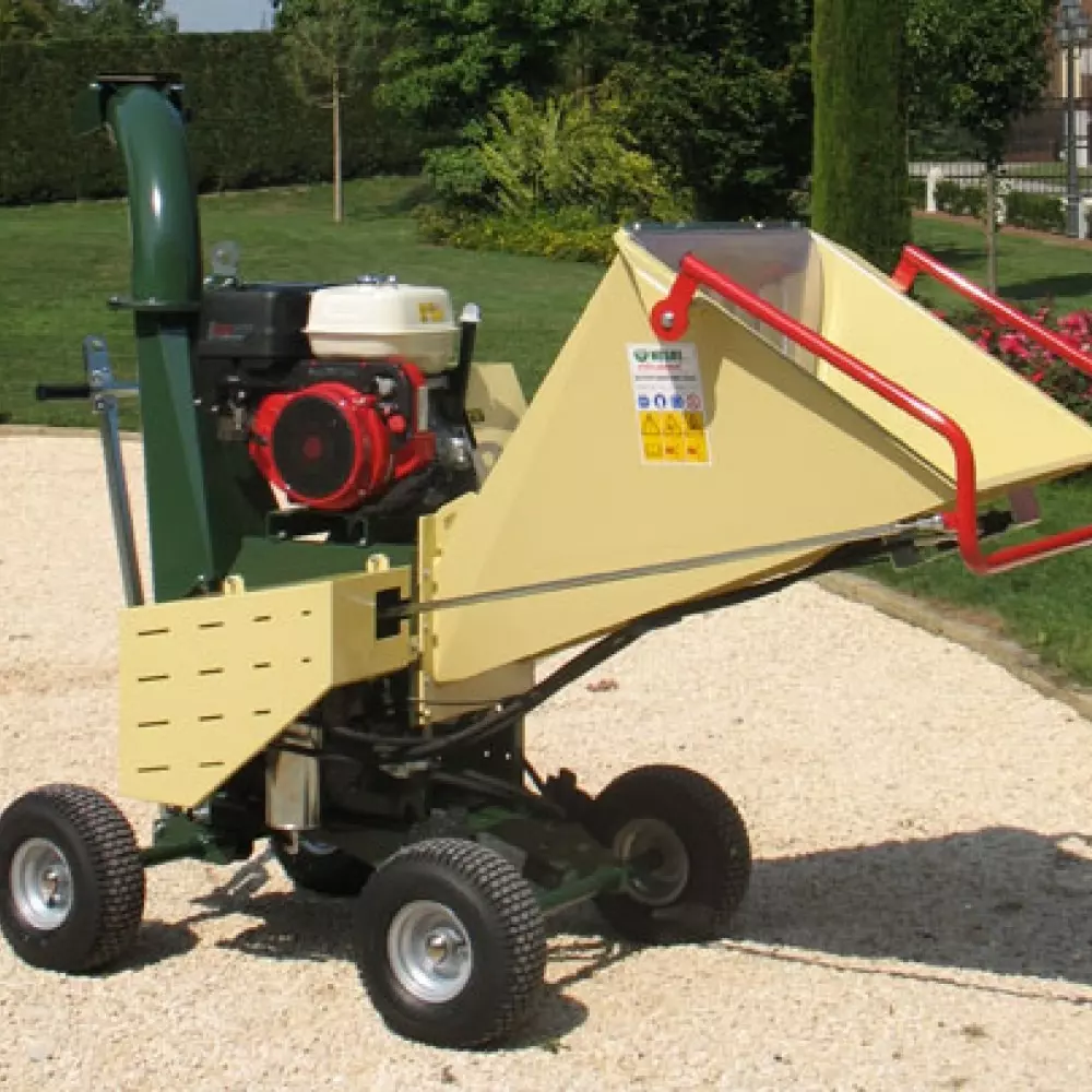 Falcon Bio Shredder Hydraulic Feeding Roller with Speed Regulator Steel 13 HP Power 4 Blades for Gardening & Agricultural Use, FBS-700