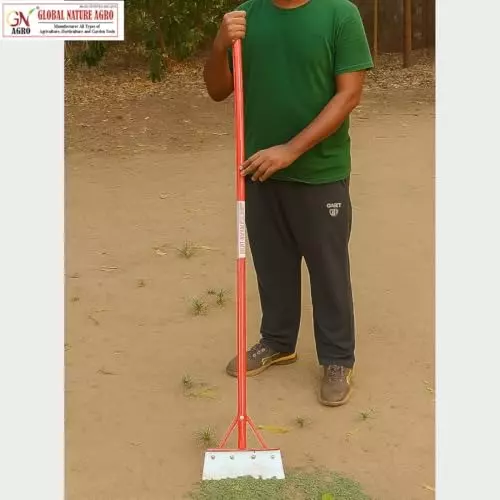 Global Nature Agro Scrapper Weeder With Handle Kit 8 Inch (20.32 cm) Blade Size Hand Operated 4 ft (121 cm Handle) Rubber Grip for Home, Farming & Gardening
