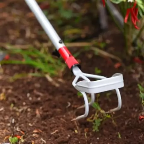 yuvcon-5-piece-gardening-hoe-set-with-extendable-telescopic-handle-and-iron-metal-attachments-tool-kit