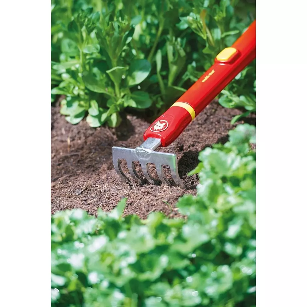 wolf-garten-small-rake-5-teeth-plastic-handle-and-metal-head-71aia005650