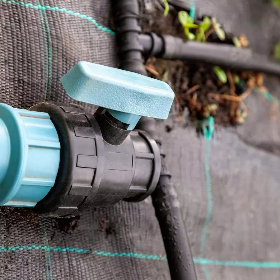 singhal-drip-irrigation-pipe-uv-stabilized-high-quality-polyethylene-20-mm-x-50-m-black