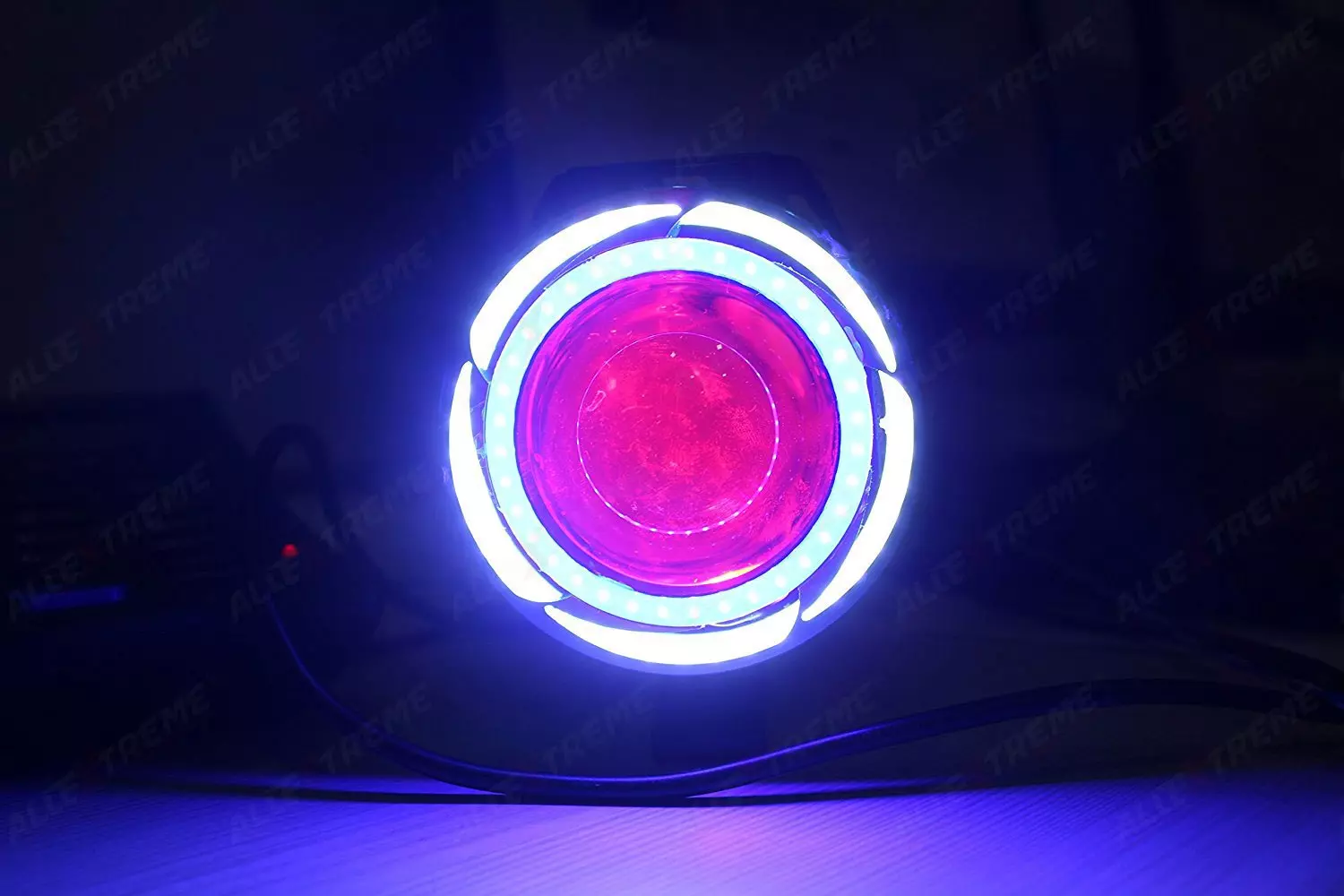 AllExtreme EXPLYB1 Projector Lens/Fog Light with High, Low and Strobe Function