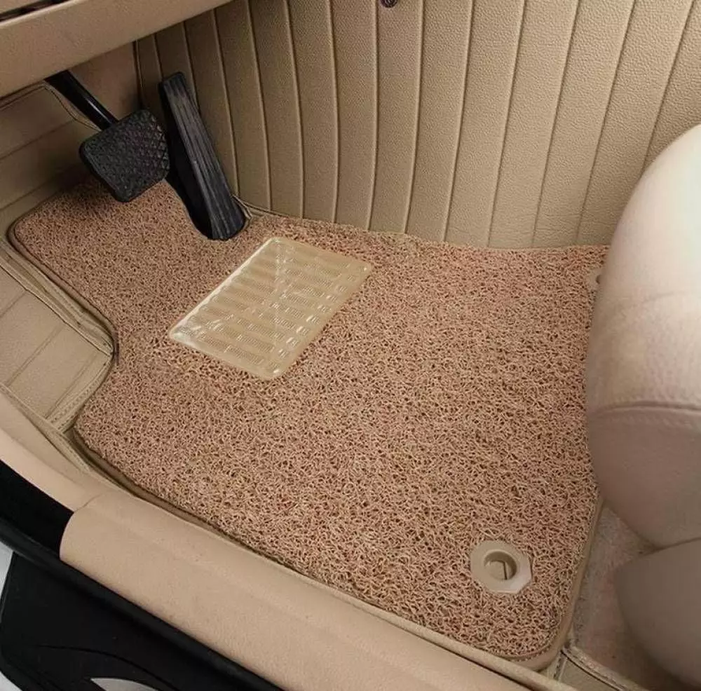 Auto Pearl MA3O282 PVC and Plastic Standard Mat for Tata Sumo 2005 (Beige)