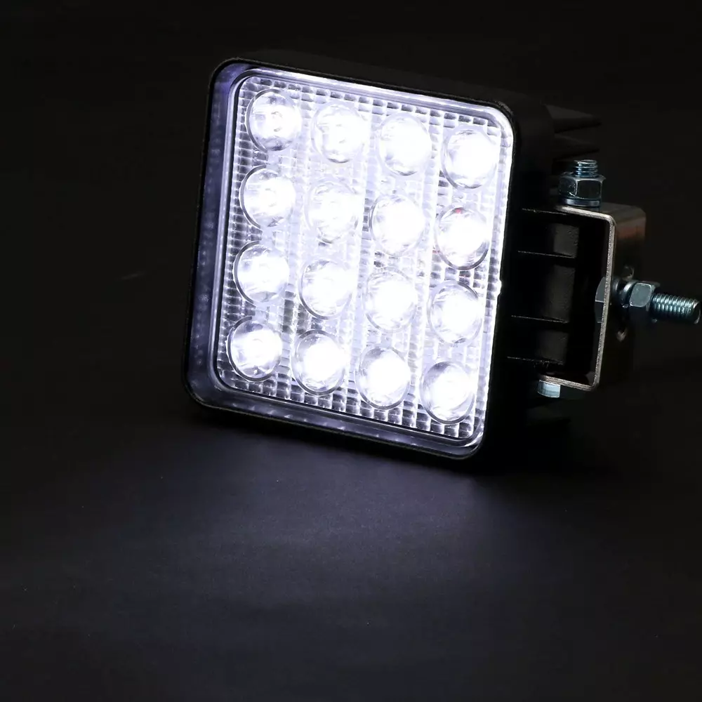 monotaro-work-light-16-led-square-12v-24v-shared-19941548