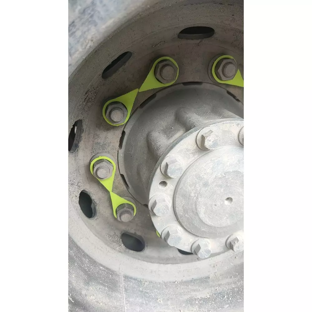 monotaro-wheel-nut-marker-indicator-arrow-type-yellow-15-mm-thickness-52640204-pack-of-10-pcs