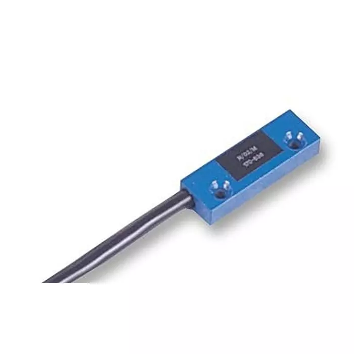 MULTICOMP PRO Reed Proximity Sensors PROXIMITY SWITCH, 0.25A, C/03/M