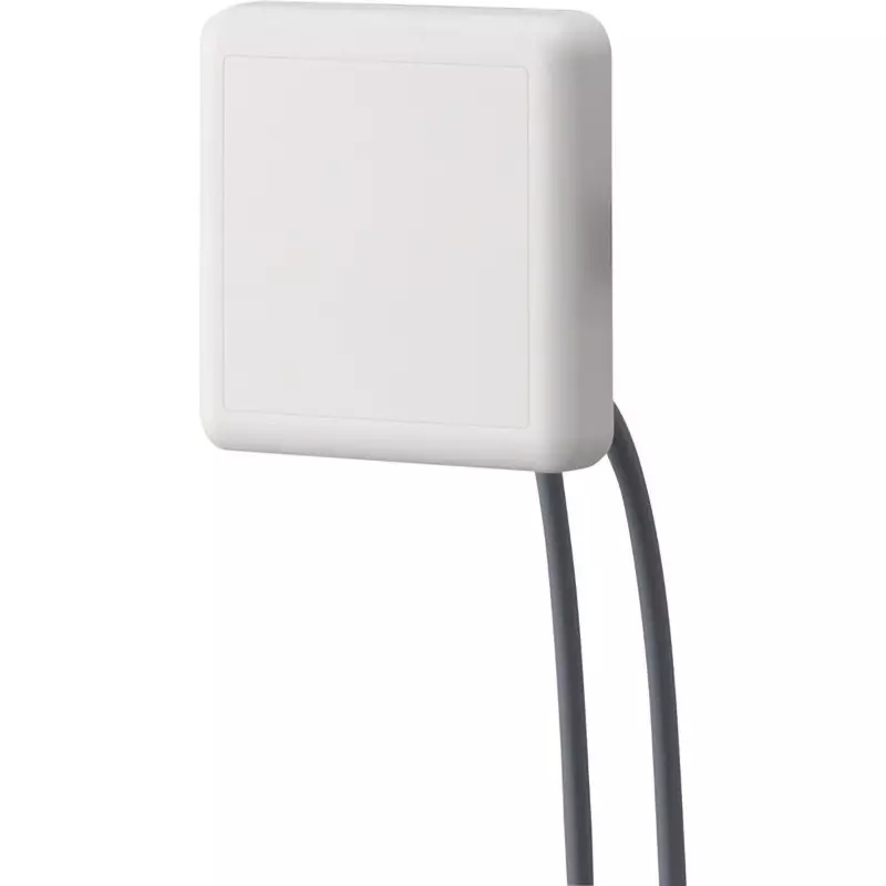Allied Telesis External Antenna patch Type 5 D-2 V 2 m Both ends NP �� Cable 90 or less (no condensation) Operating Humidity, 3736R