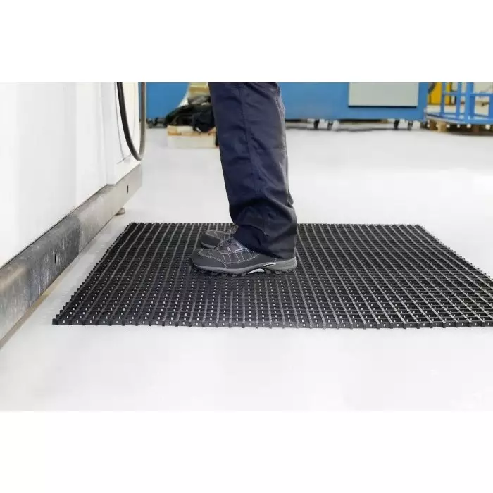 Coba Europe Black Anti-Slip PVC Floor Mat Cross Ribbed Finish 5mx0.9mx12 mm, CS010905