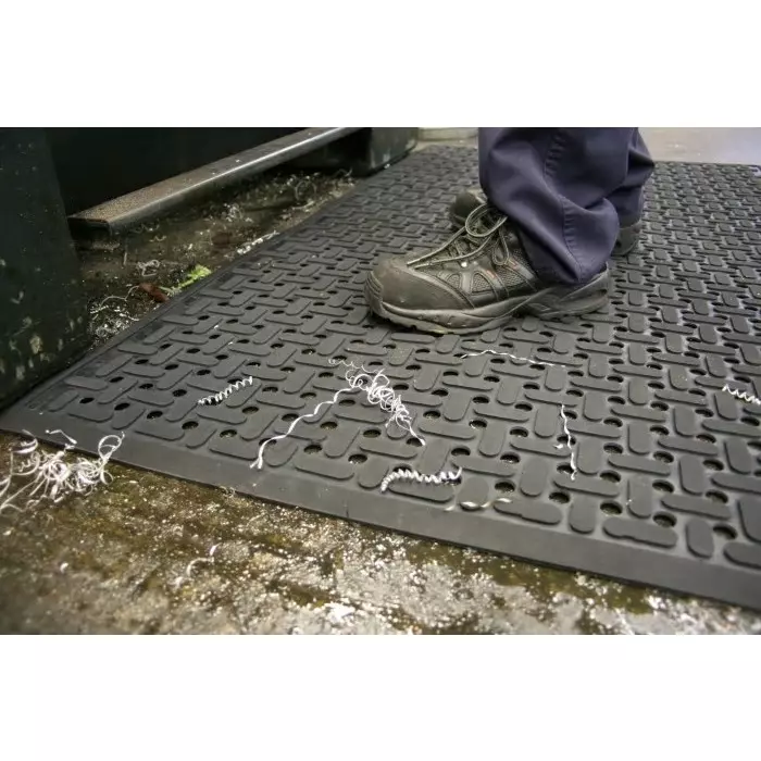 km010001-coba-europe-coba-europe-k-mat-nitrile-rubber-anti-fatigue-mat-092mx153mx9mm-872-5681-rs