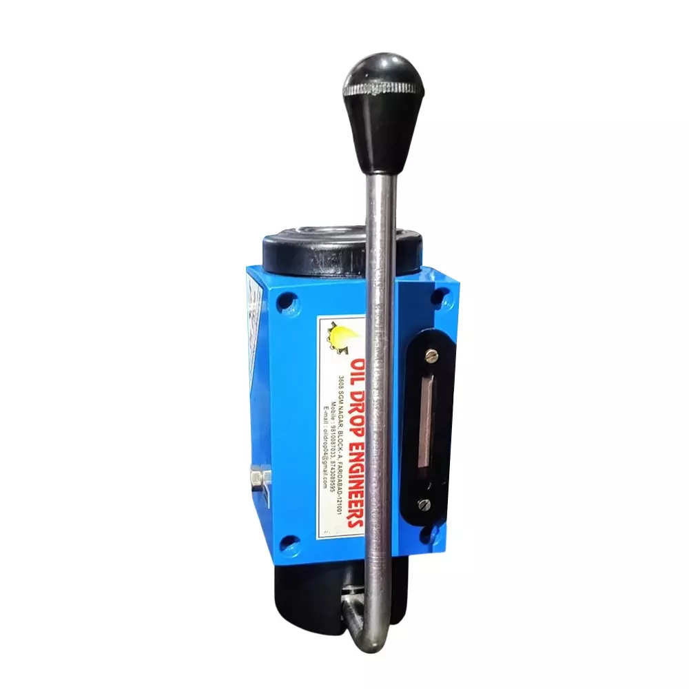 Oil Drop Manual Lubrication Oil Pump Capacity 0.75 L Maximum Flow Rate 10 CC/Stroke, 700-7