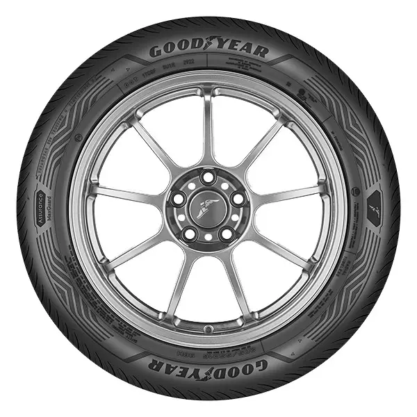 Goodyear ASSURANCE MAXGUARD Series 381 mm(15 Inch) Rim Dia 4 wheeler Tubeless Tyre (TL), 122274