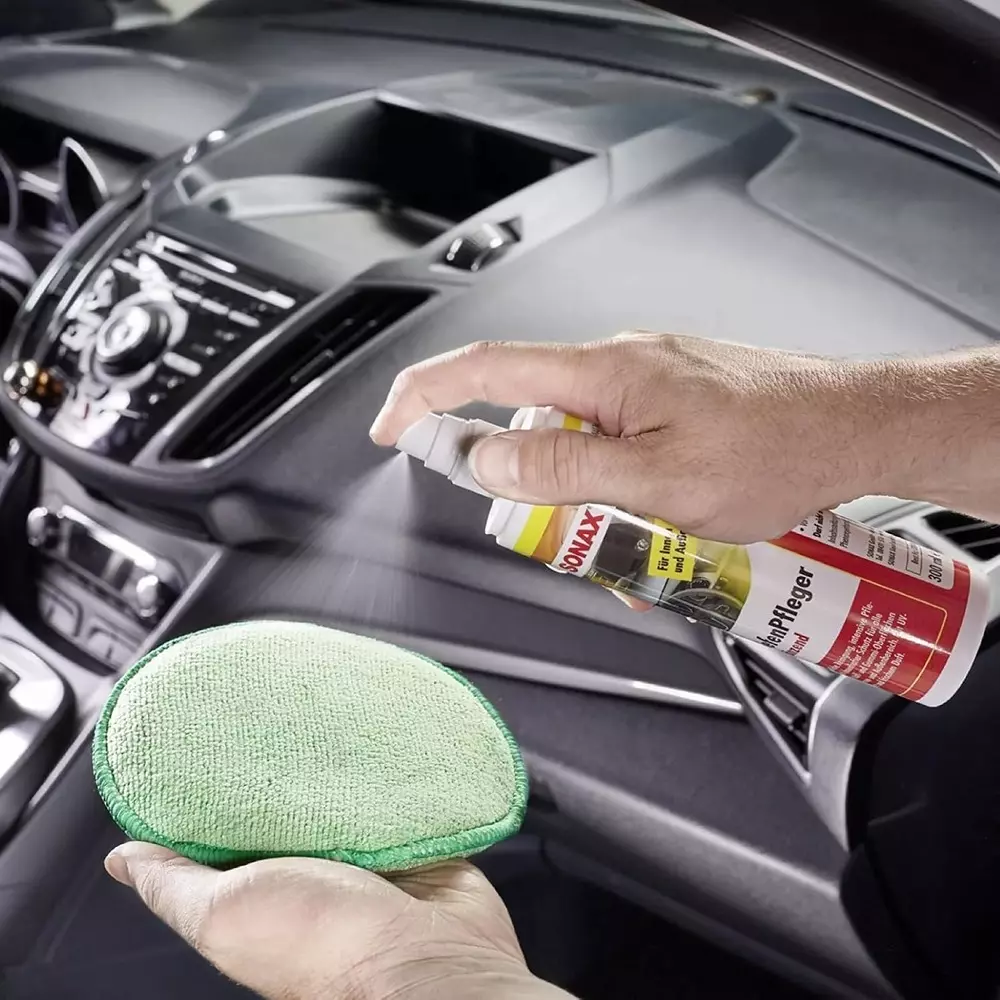 sonax-car-plastic-rubber-restorer-380041