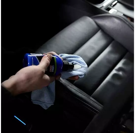 liqui-moly-leather-care-bottle-250-ml-23012