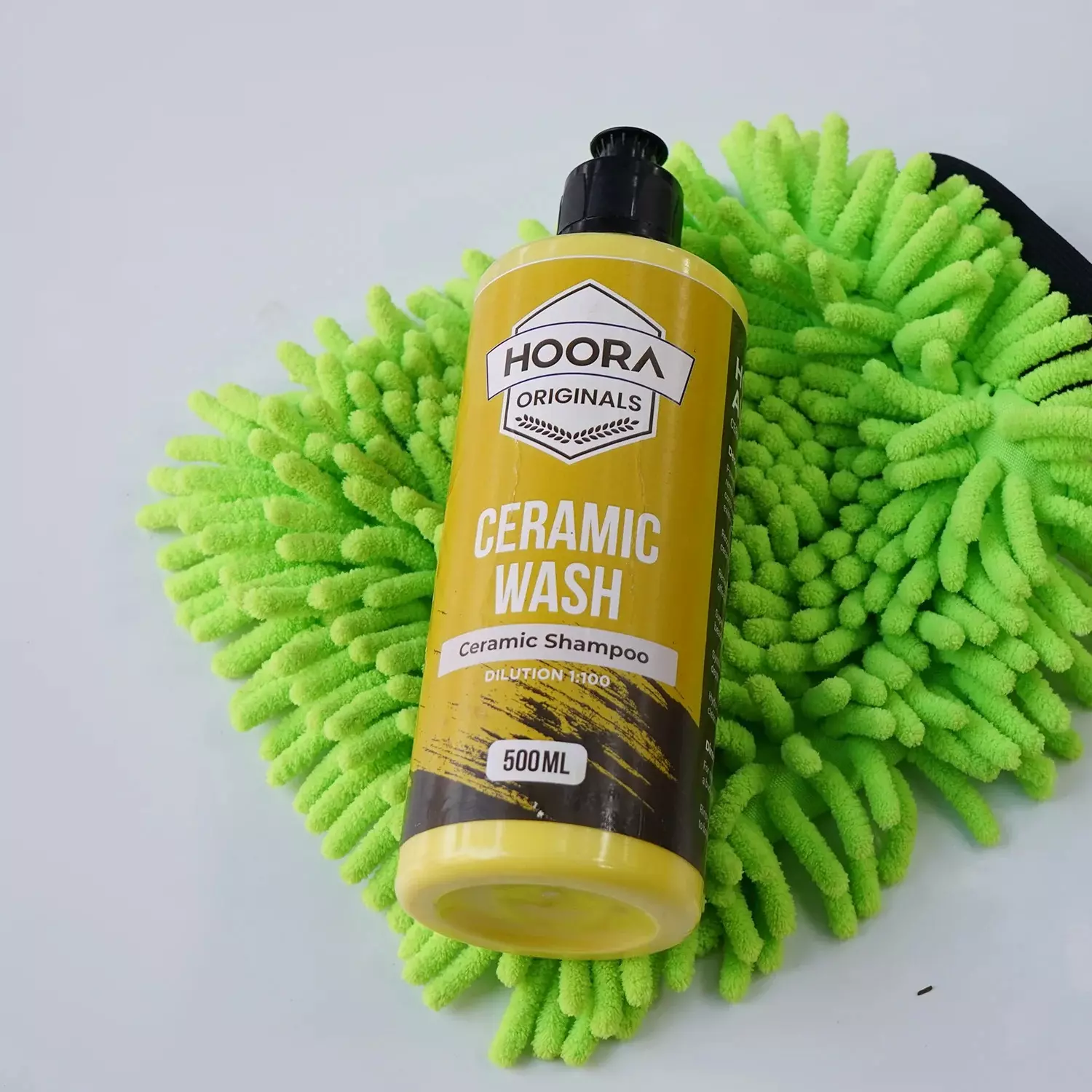 hoora-500-ml-ceramic-car-shampoo-liquid-formula-with-advanced-ceramic-infusion-technology-for-cars-and-bikes