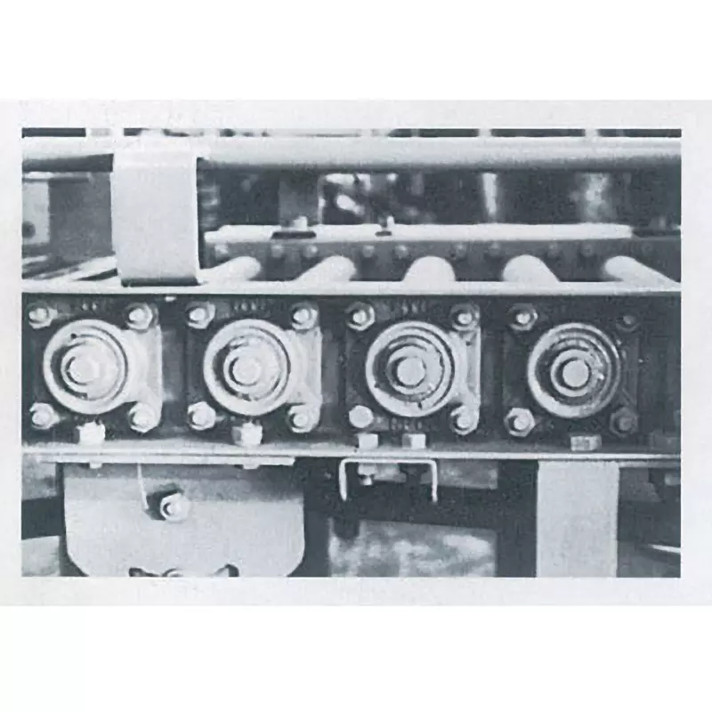 ntn-square-flange-unit-without-oil-supply-45-mm-shank-diameter-ucf209