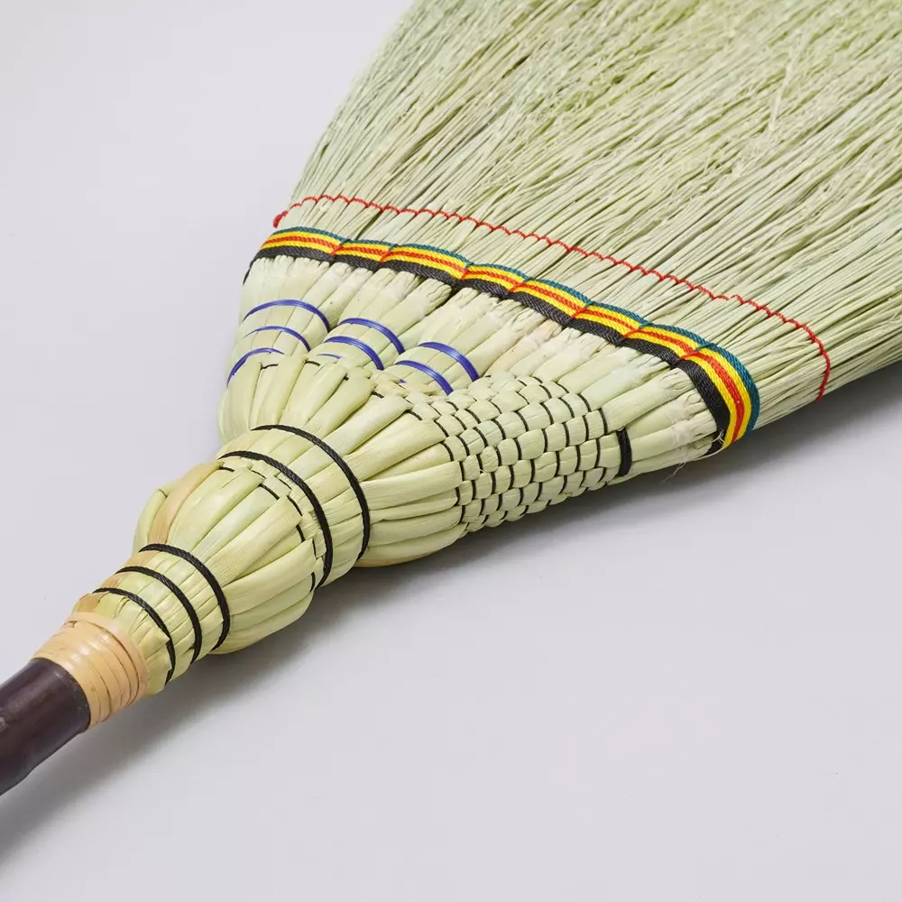 monotaro-tatami-room-broom-hand-woven-7-balls-of-yarn-short-handle-83513309