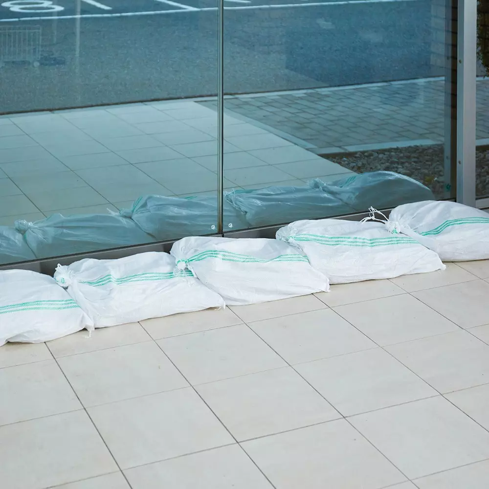 monotaro-sandbag-pe-green-line-mass-about-40-g-dimensions-width-x-length-480x620-mm-5604146-pack-of-400-pcs