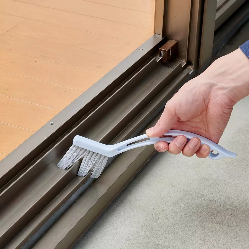 monotaro-curved-pattern-with-sash-brush-spatula-255x140x12-mm-12766226