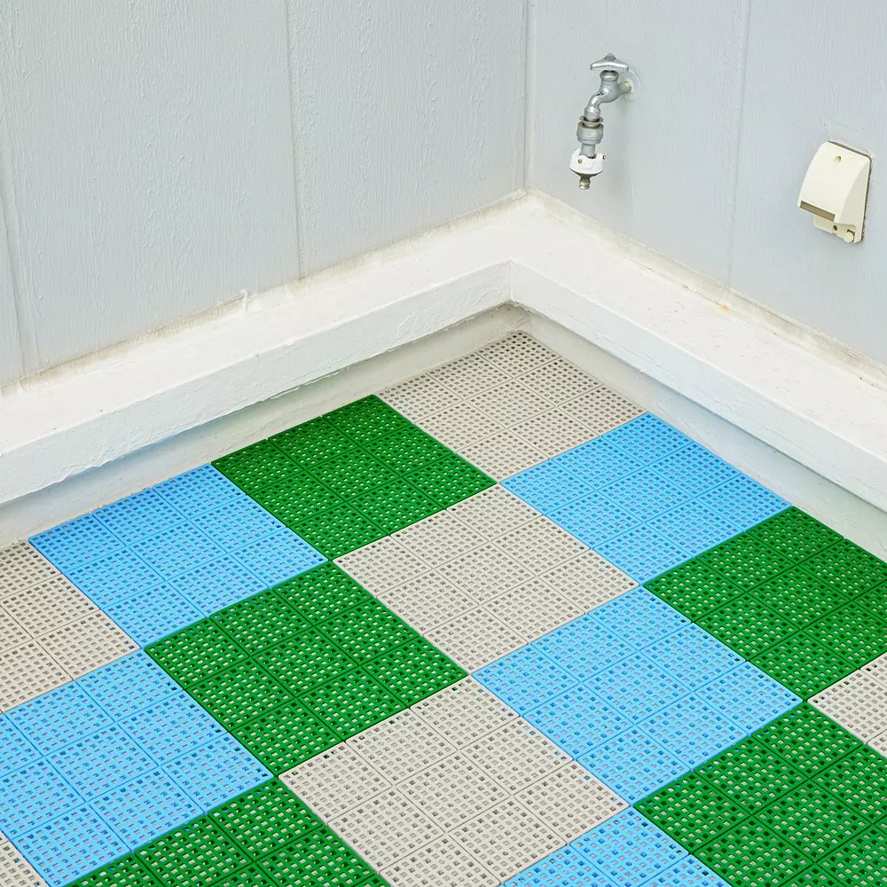 monotaro-joint-slats-mesh-type-green-13-mm-high-polyethylene-300x300x13-mm-36210006