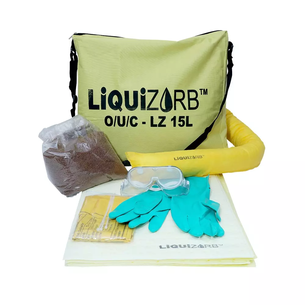 Liquizorb Oil Spill Kit Bag 15 L Capacity Matty Cloth Green & Black for Indoor & Outdoor Use