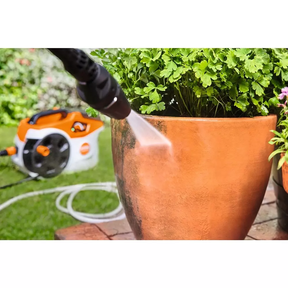 Stihl Cordless Pressure Washer 36 V 240 L/H without Battery & Charger, REA 60 Plus