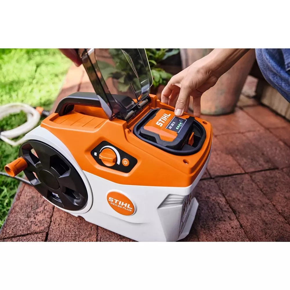 Stihl Cordless Pressure Washer 36 V 240 L/H without Battery & Charger, REA 60 Plus