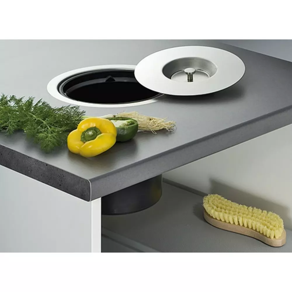 Hafele Single Waste Bin Stainless Steel Bin: Plastic, Black 11 L Capacity, 502.94.000