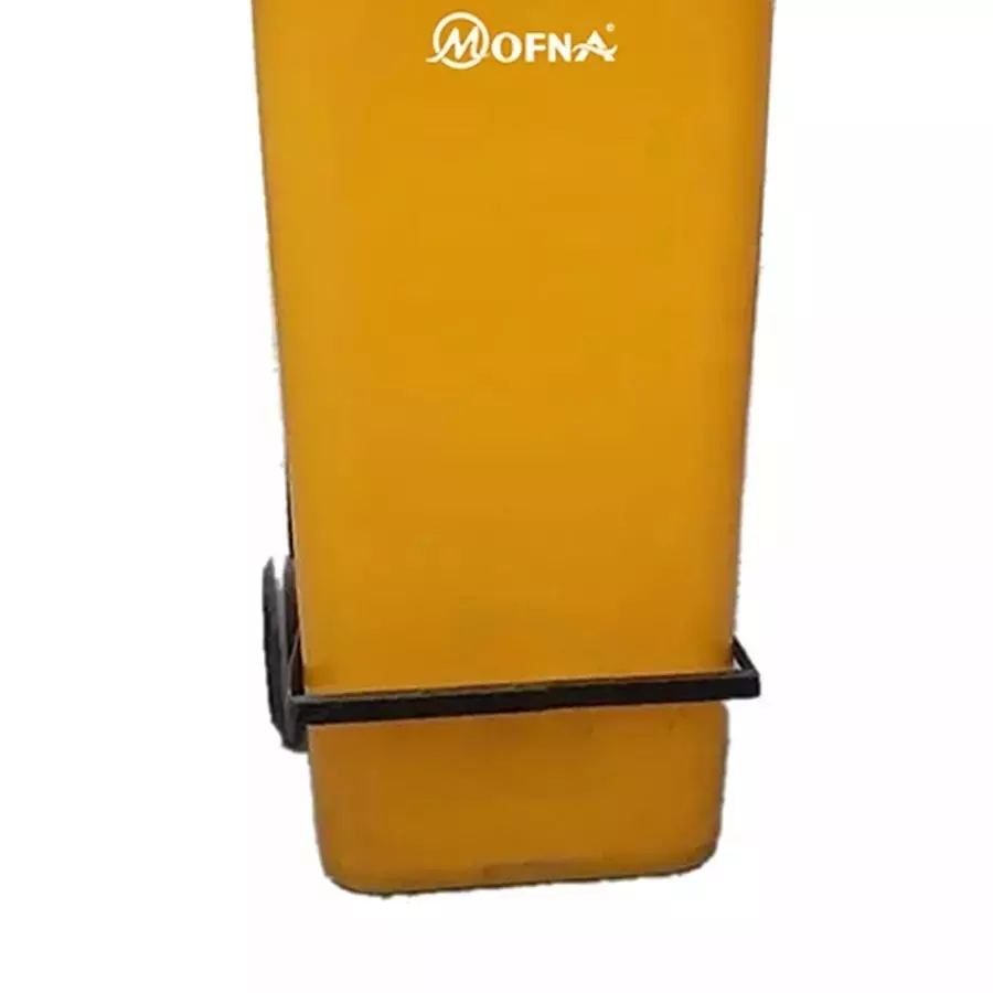 Grassland 120 L Dustbin with Lid and Wheels HDPE Plastic Yellow, GPL1146