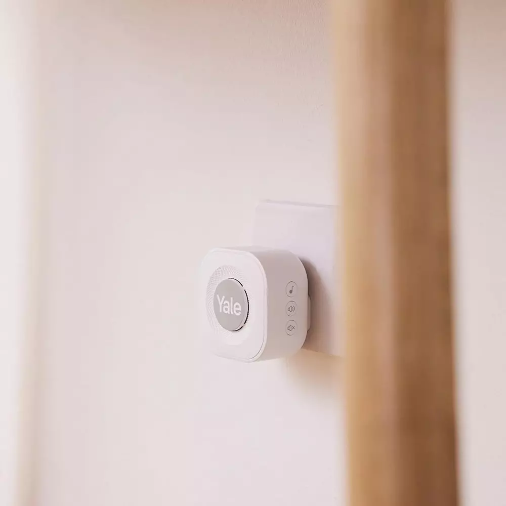 YALE Smart Doorbell & Chime 2 W Speaker Power 7 Different Sound White
