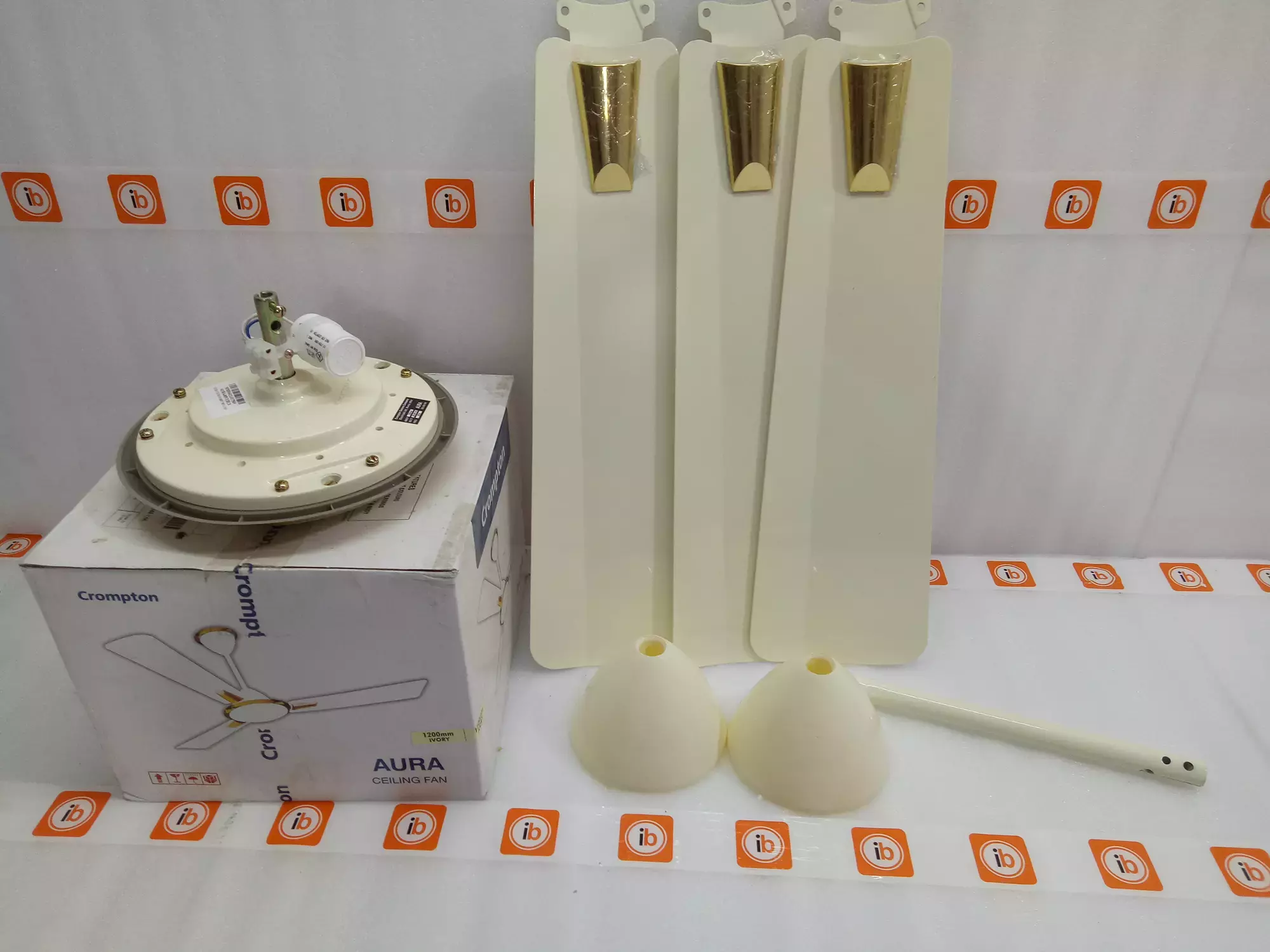 crompton-aura-1200-mm-3-blades-ivory-high-speed-ceiling-fan