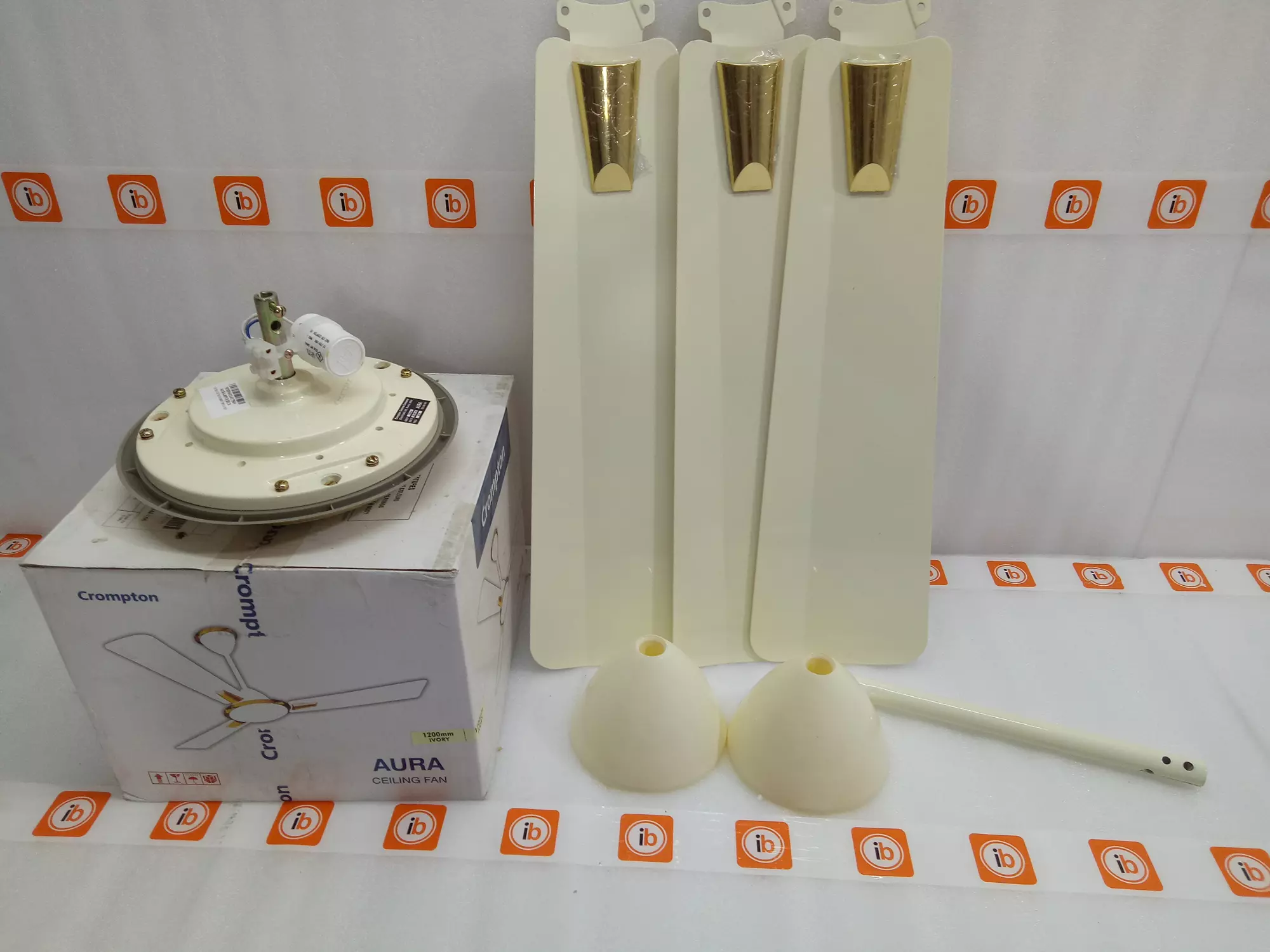 crompton-aura-1200-mm-3-blades-ivory-high-speed-ceiling-fan