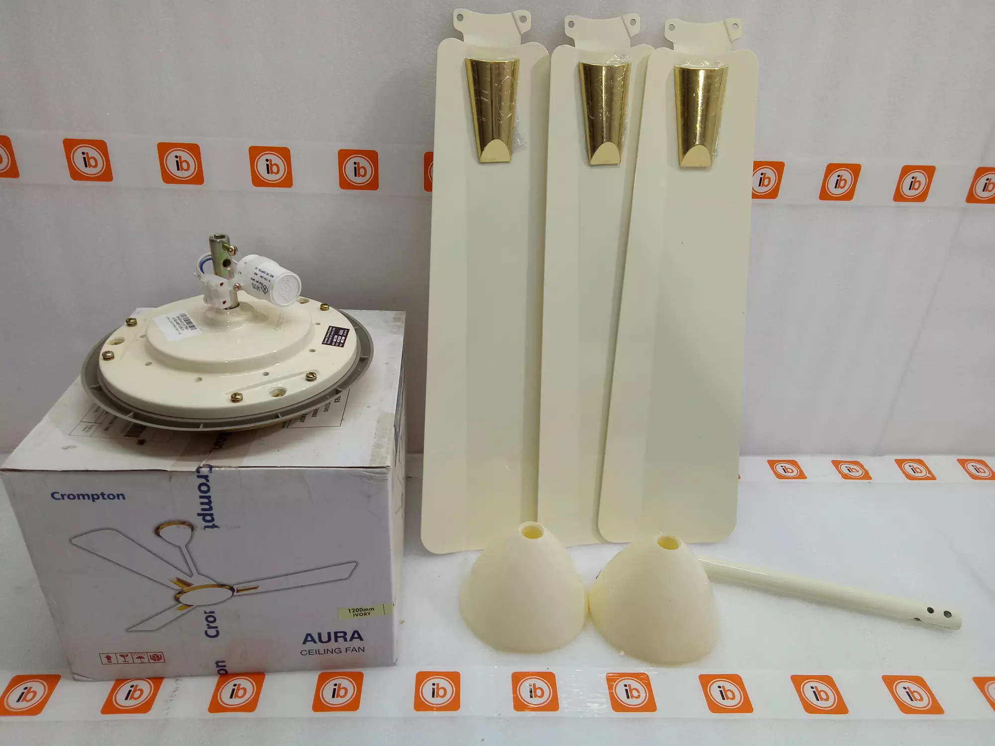 crompton-aura-1200-mm-3-blades-ivory-high-speed-ceiling-fan