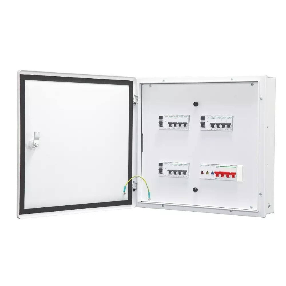 GM 4 Way Double Door Distribution Board Triple Pole Neutral IP42 Rated White, 0823