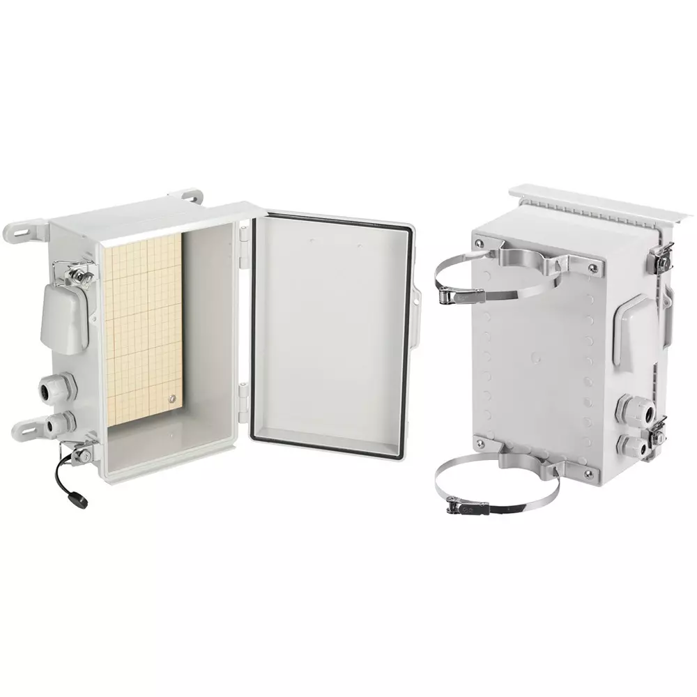 takachi-lockable-polycarbonate-plastic-box-bcpk282813t