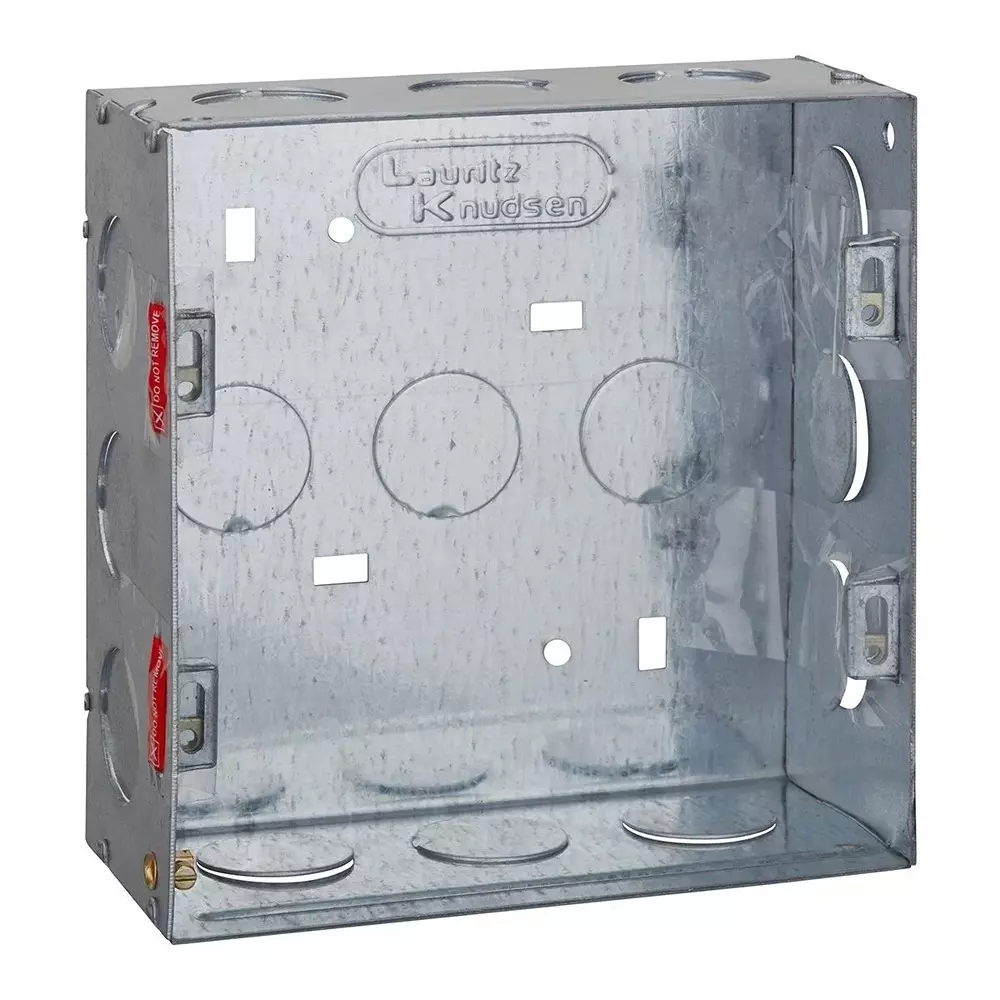 lt-lauritz-knudsen-engem-square-gi-metal-box-8-modular-131-x-136-x-58-mm-size-cb93208wm00