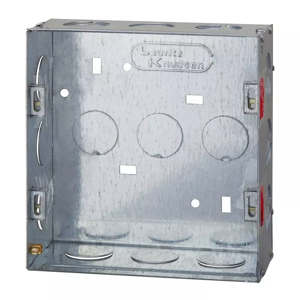 lt-lauritz-knudsen-engem-square-gi-metal-box-8-modular-131-x-136-x-58-mm-size-cb93208wm00