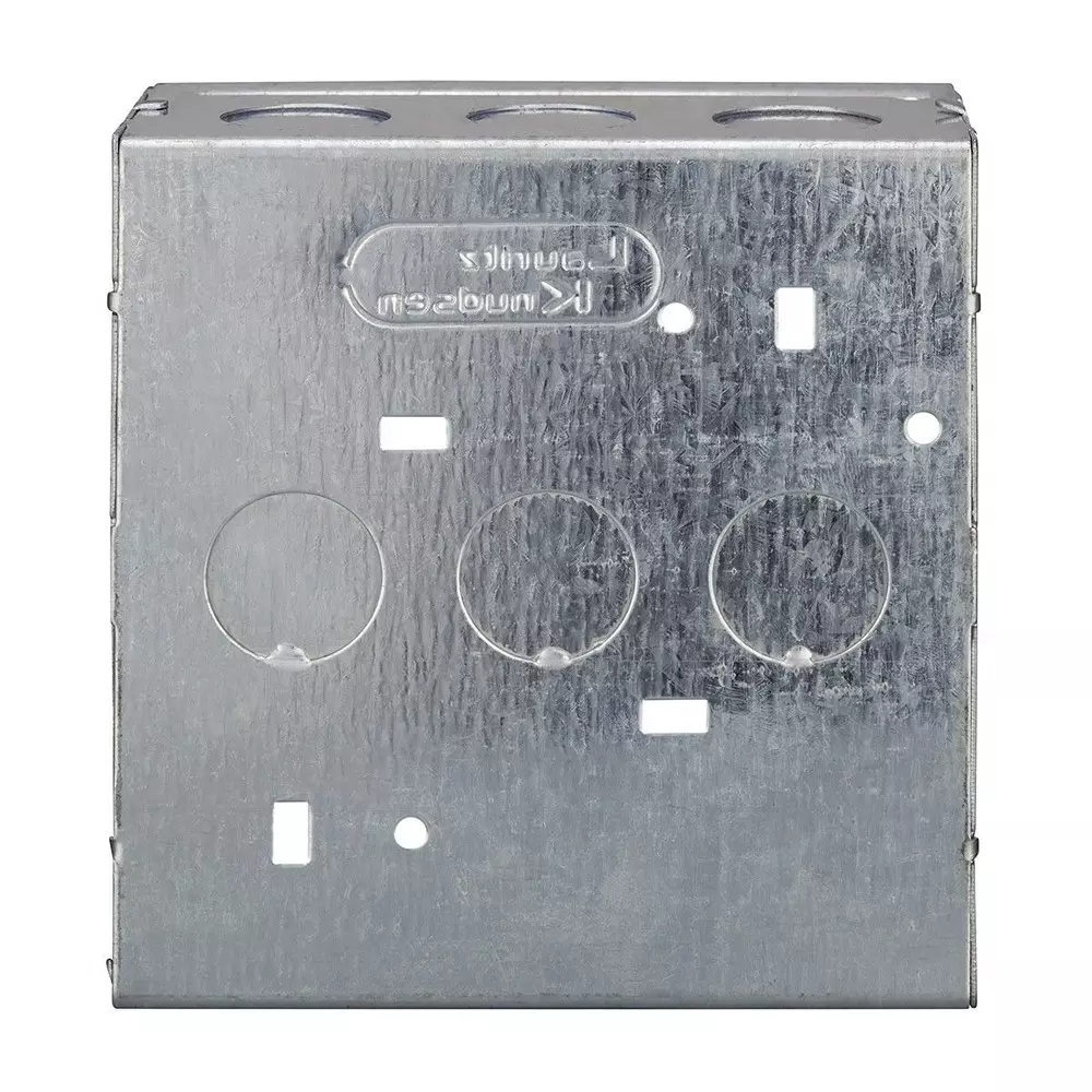 lt-lauritz-knudsen-engem-square-gi-metal-box-8-modular-131-x-136-x-58-mm-size-cb93208wm00