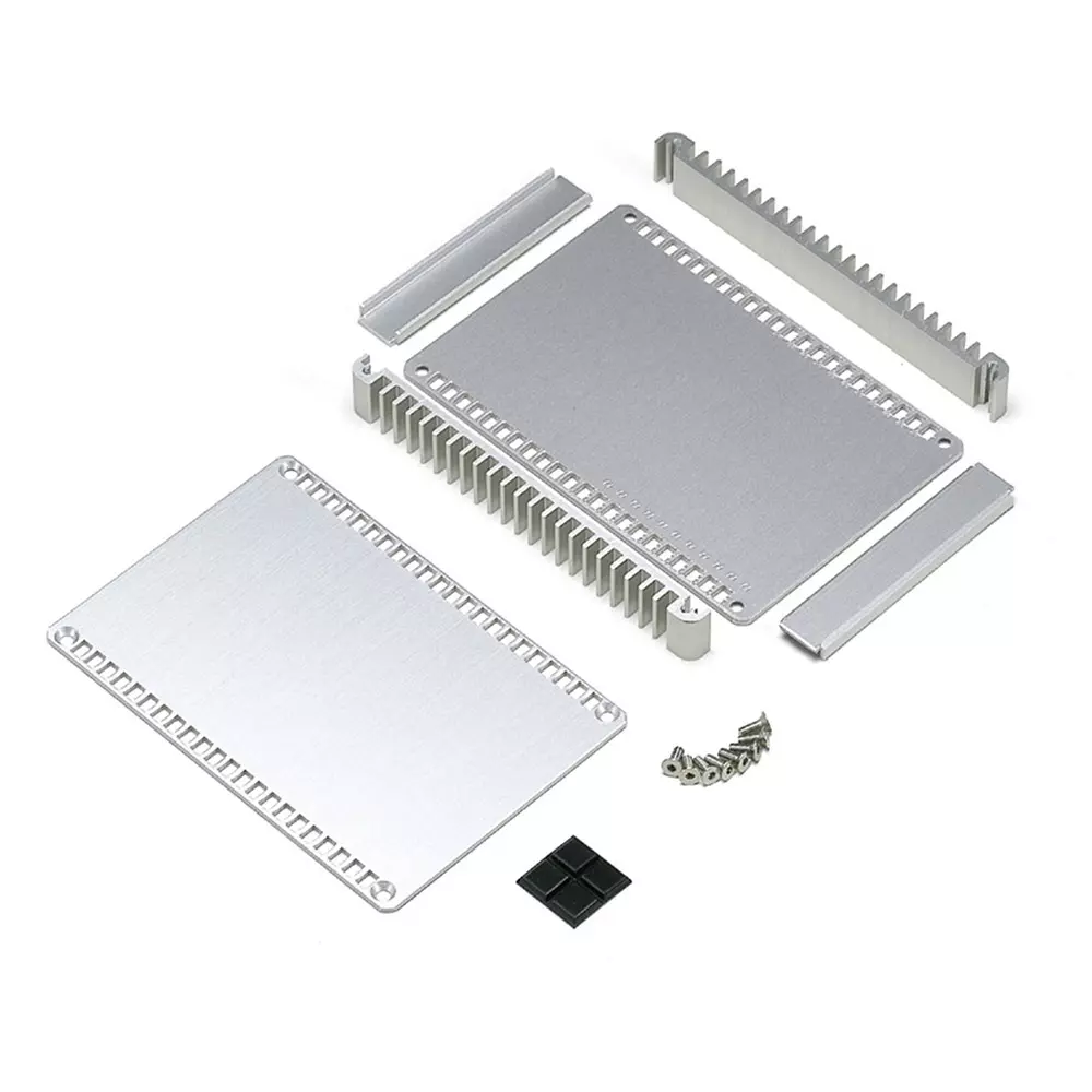 takachi-small-heat-dissipation-case-hit17-6-18bb