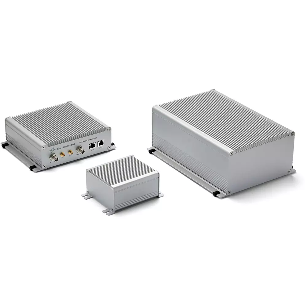 takachi-heat-sink-aluminum-case-with-flange-feet-emc-shield-type-exhfe11-3-8ss