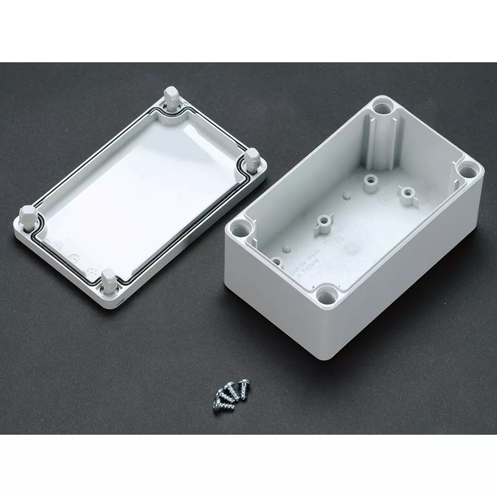takachi-polycarbonate-box-spcp131805g