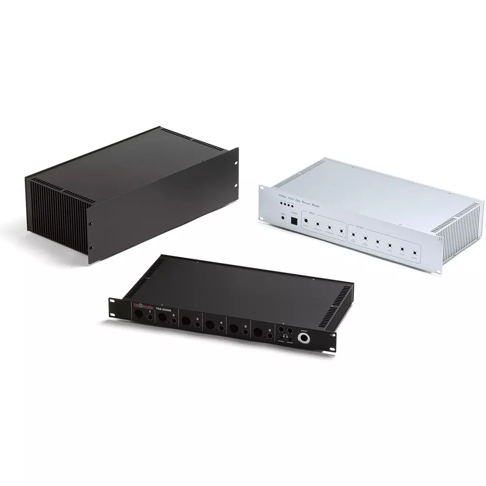 TAKACHI HYR Series Vertical Heat Sink Type Rack Case 88x231x482.6 mm Dimension, HYR88-43-23BB