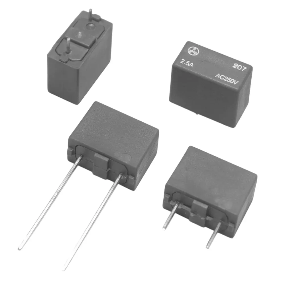 Littelfuse PCB Mount Fuse - Through Hole 4 A 300 VAC & 300 VDC TE7, 80714000440