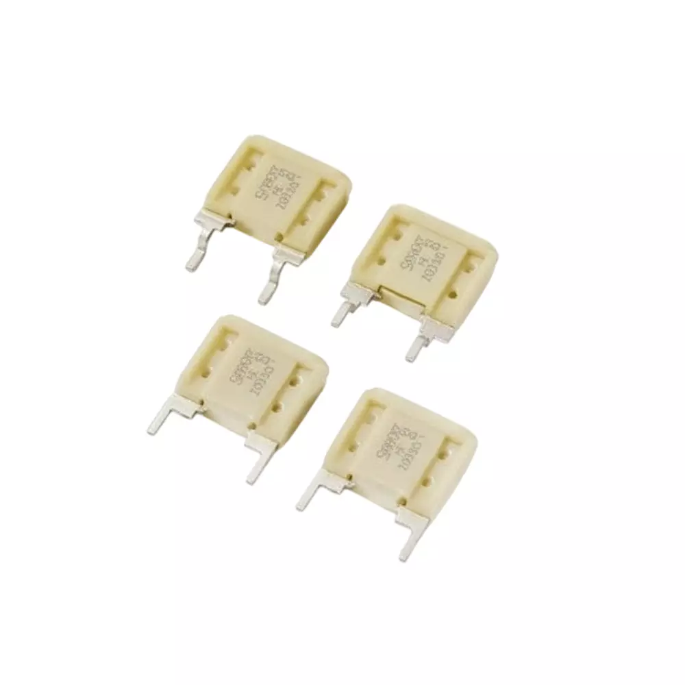 Littelfuse PCB Mount Fuse - Through Hole 3 A 350 VAC EBF Fuse Size/Group, 0447003.YXP