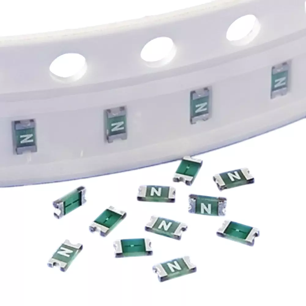 Littelfuse SMD Fuses 2.5 A 32 VAC & 32 VDC 0603 (1608 metric), 049402.5NR